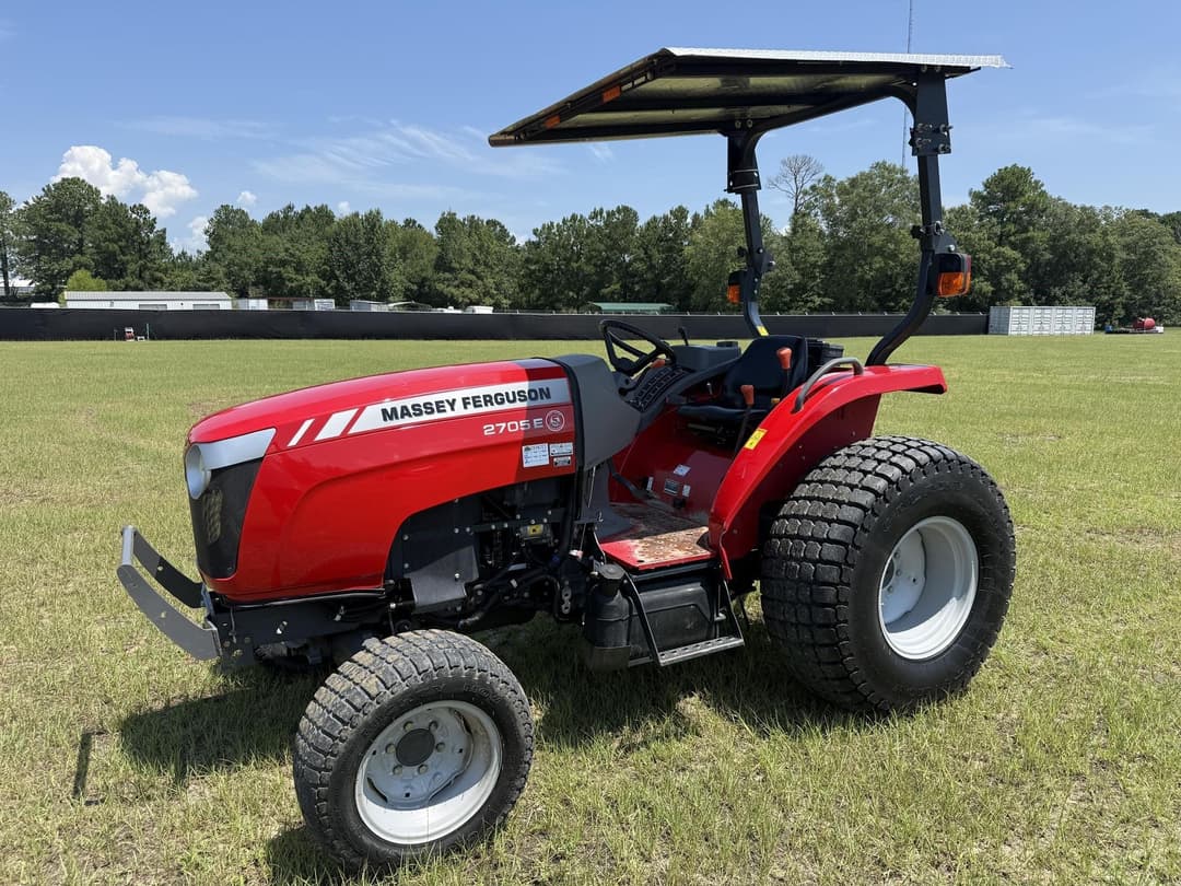 Image of Massey Ferguson 2705E Primary image