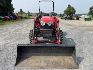 2015 Massey Ferguson 2705E Image