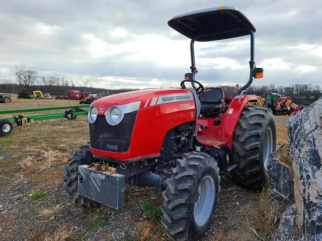 Image of Massey Ferguson 2706E equipment image 1