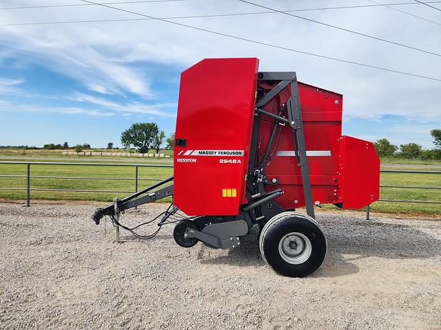 Image of Massey Ferguson 2946A equipment image 2