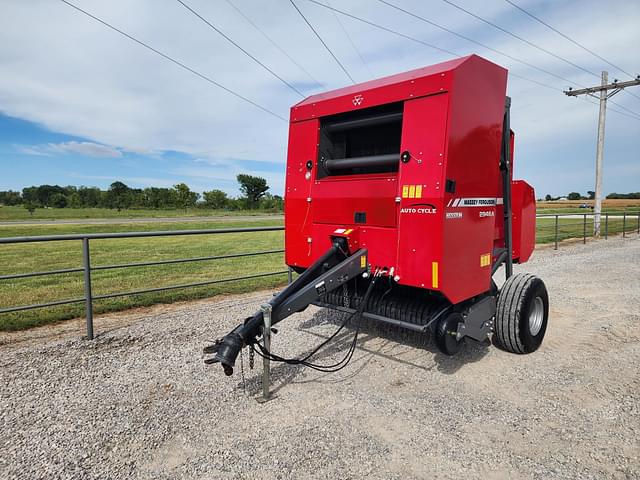 Image of Massey Ferguson 2946A equipment image 1