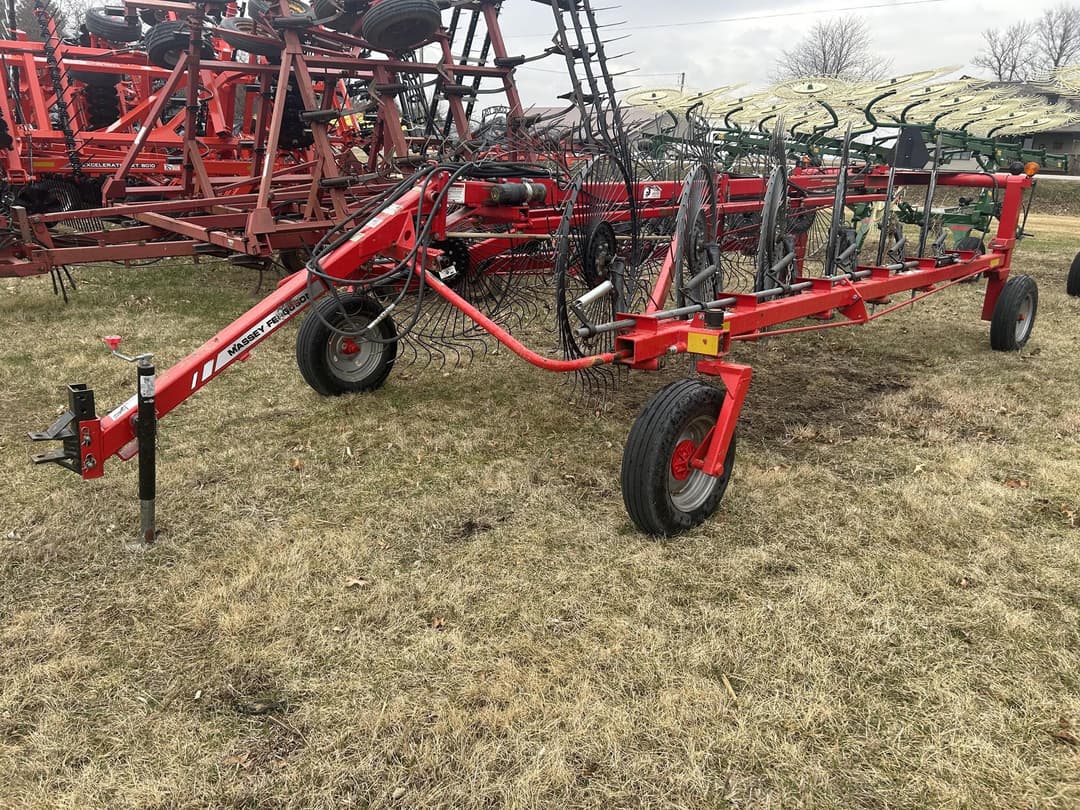 Image of Massey Ferguson 3983 Primary image