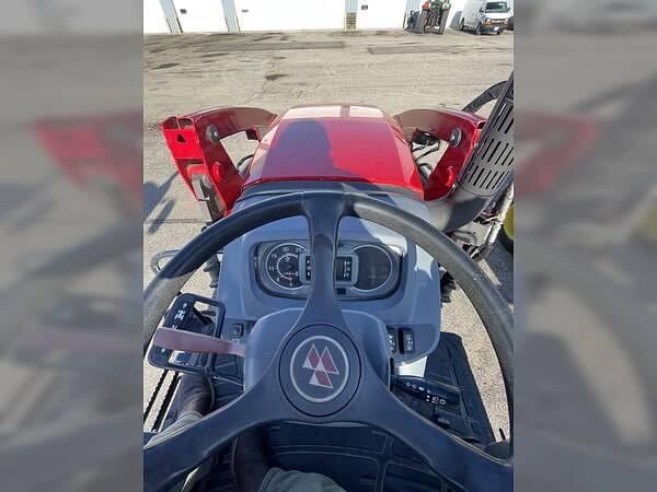 Image of Massey Ferguson 4607M equipment image 1