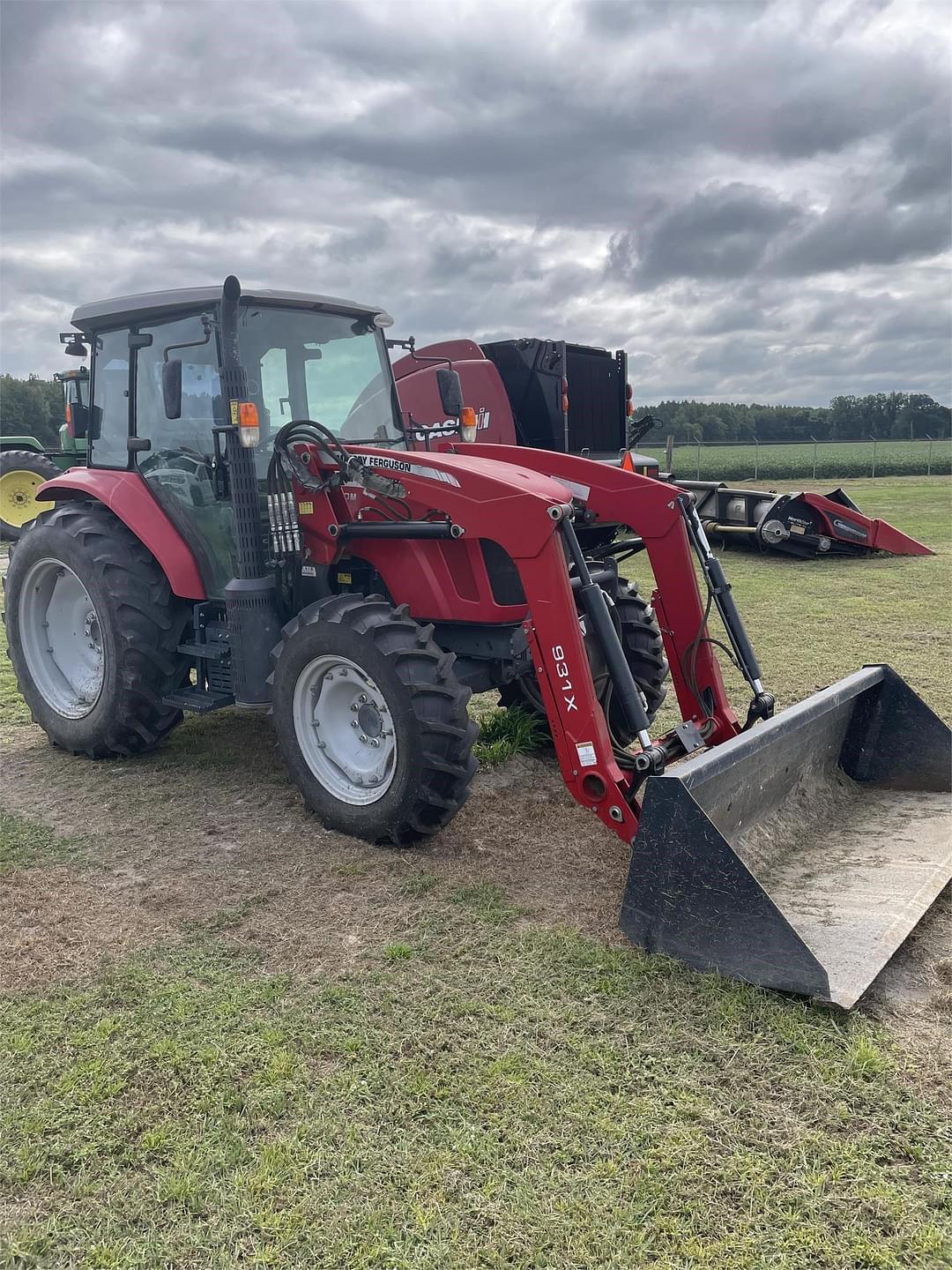 Image of Massey Ferguson 4610M Primary image