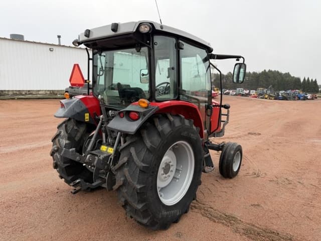 Image of Massey Ferguson 4707 equipment image 4