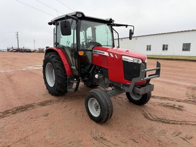 Image of Massey Ferguson 4707 equipment image 2