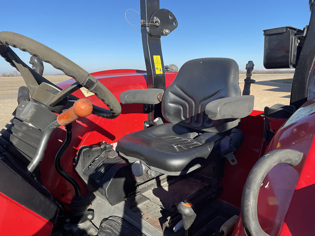 Image of Massey Ferguson 4709 equipment image 4