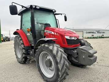 Main image Massey Ferguson 5613
