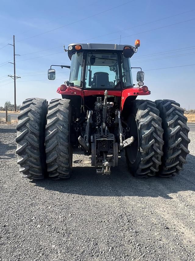 Image of Massey Ferguson 7724 equipment image 2