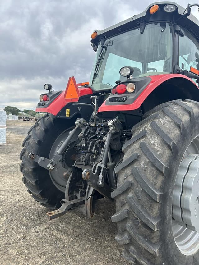 Image of Massey Ferguson 8727 equipment image 4