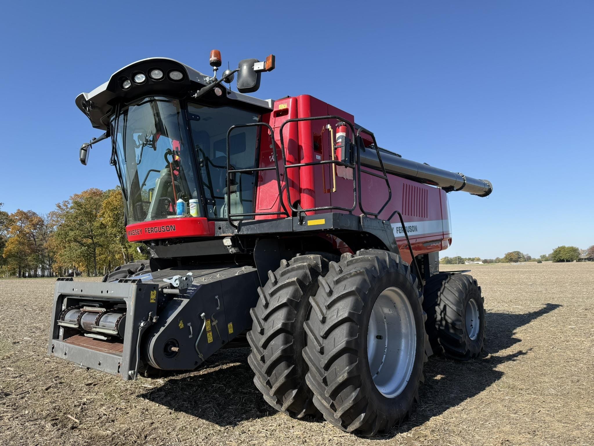 2015 Massey Ferguson 9545 Equipment Image0