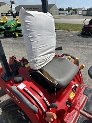 Image of Massey Ferguson GC1705 equipment image 1