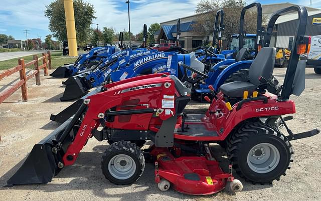 Image of Massey Ferguson GC1705 equipment image 1