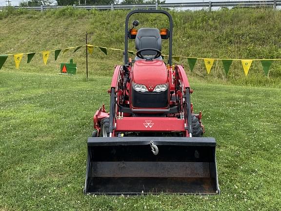 Image of Massey Ferguson GC1715 equipment image 1