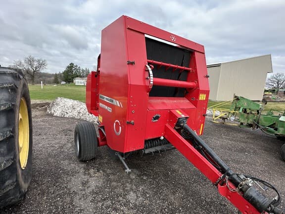 Image of Massey Ferguson 1745 equipment image 1
