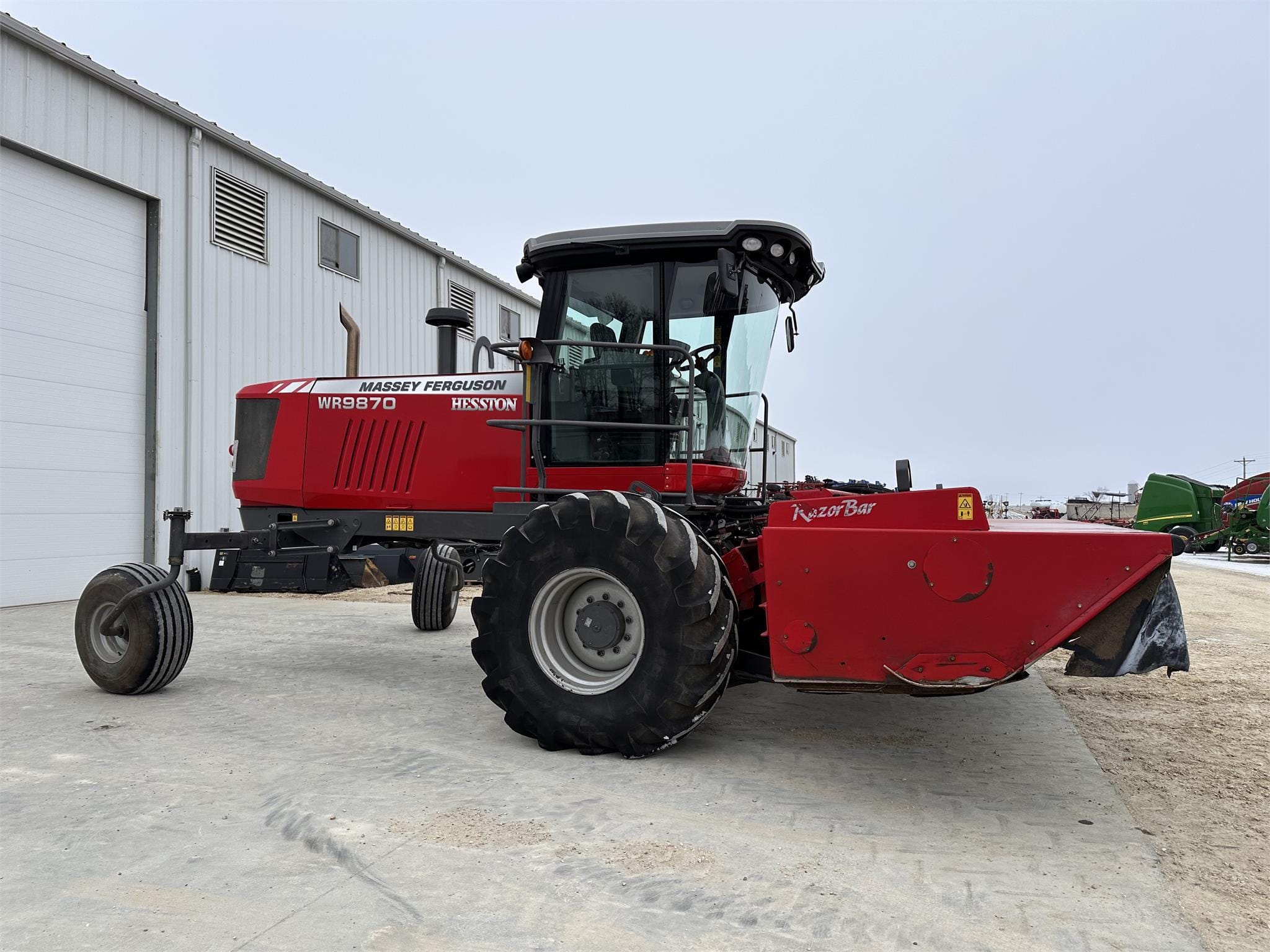Main image Massey Ferguson WR9870