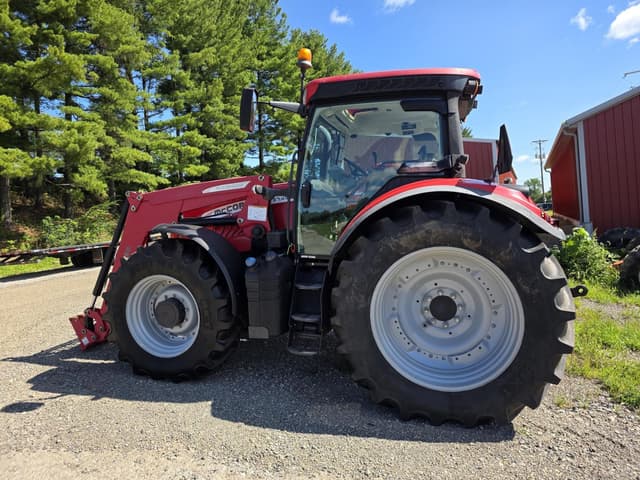 Image of McCormick Intl X7.440 equipment image 4