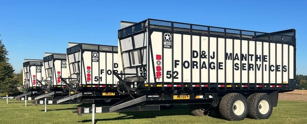 2015 Meyer 8124RT Equipment Image0