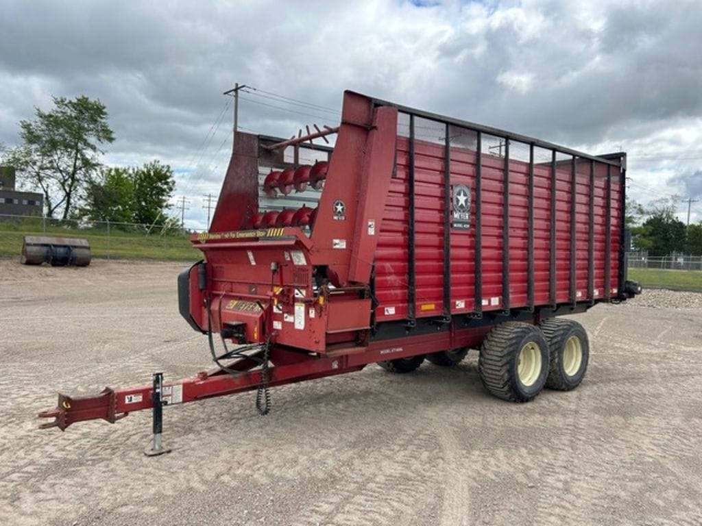 2015 Meyer 4220 Equipment Image0