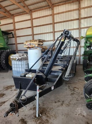 2015 EasiLoad 4B Equipment Image0