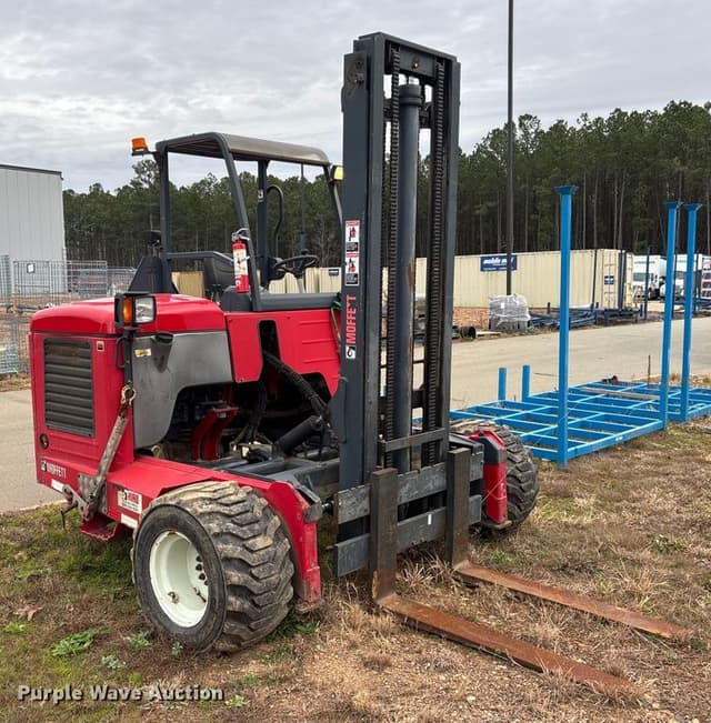 Image of Moffett M8 55.3 equipment image 2