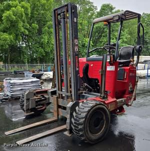 2015 Moffett M8 55.4 Image