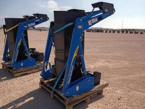 2015 New Holland 110TL Image