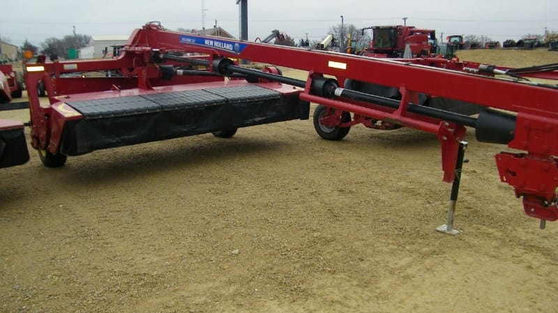 2015 New Holland 313 Equipment Image0