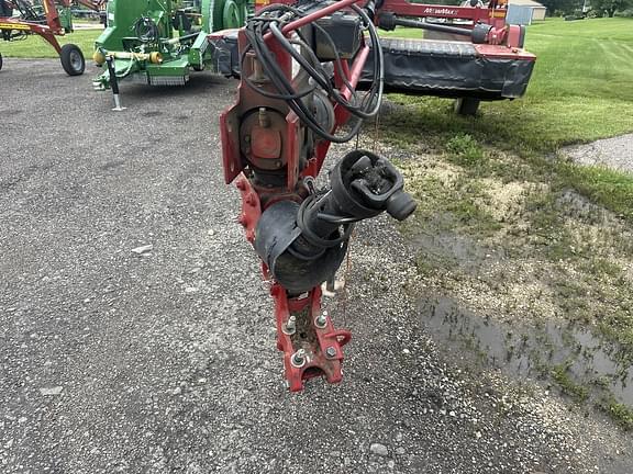 Image of New Holland 313 equipment image 2