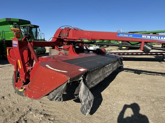 2015 New Holland 316 Equipment Image0