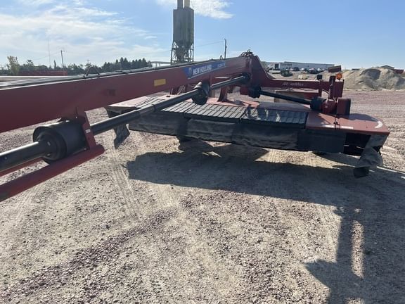 2015 New Holland 316 Equipment Image0