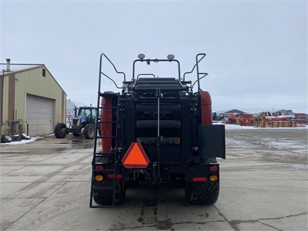 Image of New Holland Big Baler 330 CropCutter Primary Image