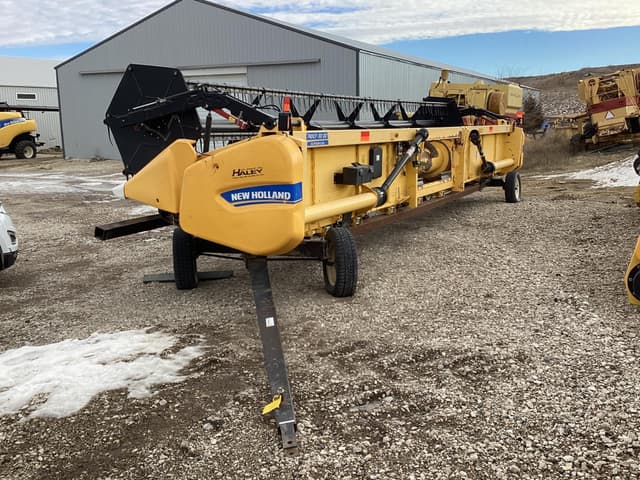 Image of New Holland 740CF equipment image 2