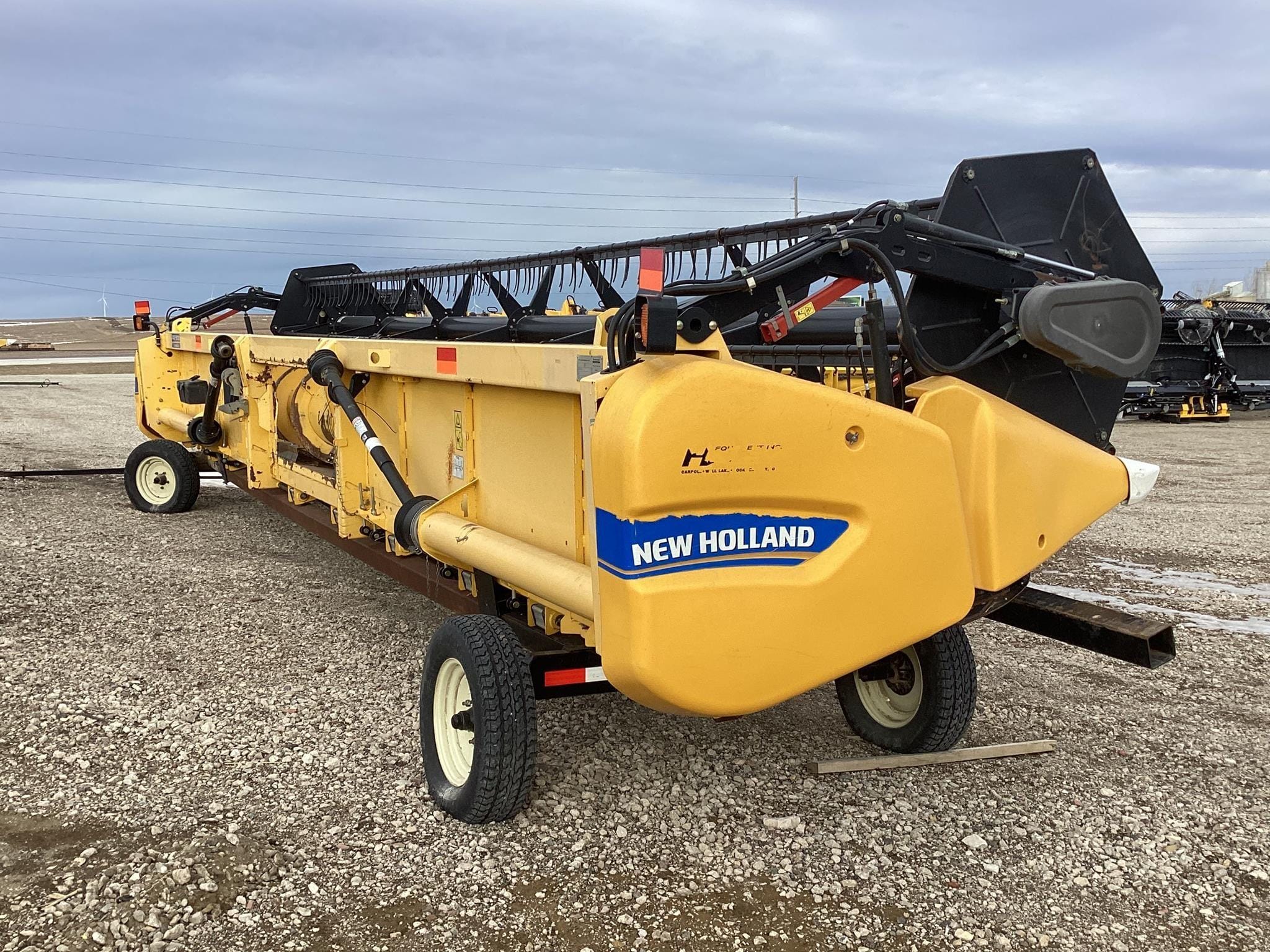 2015 New Holland 740CF-30 Equipment Image0