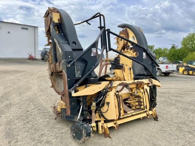Image of New Holland 750BFI equipment image 2