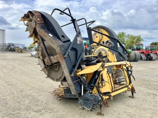 Image of New Holland 750BFI equipment image 4