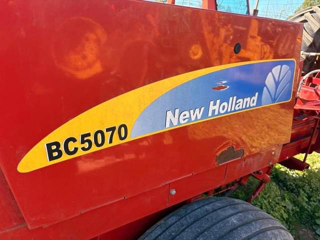Image of New Holland BC5070 equipment image 4