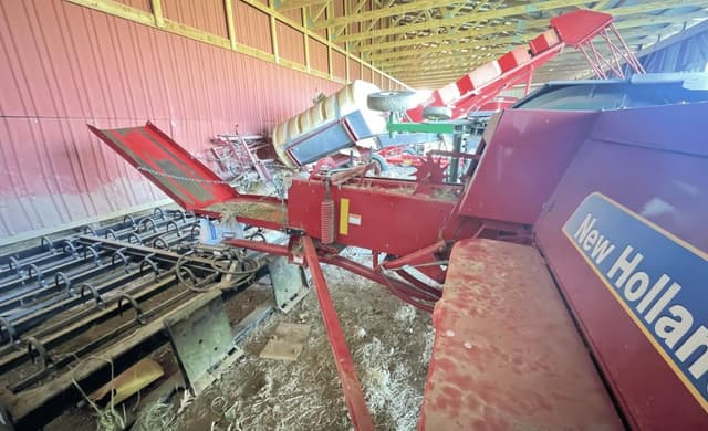 Image of New Holland BC5050 equipment image 4