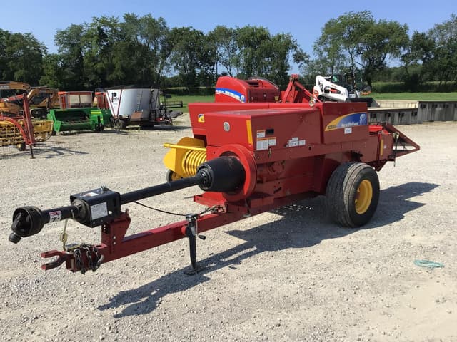 Image of New Holland BC5060 equipment image 2