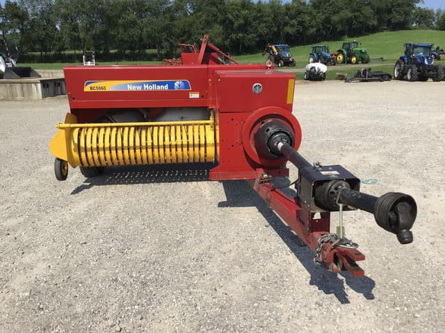 Image of New Holland BC5060 equipment image 1