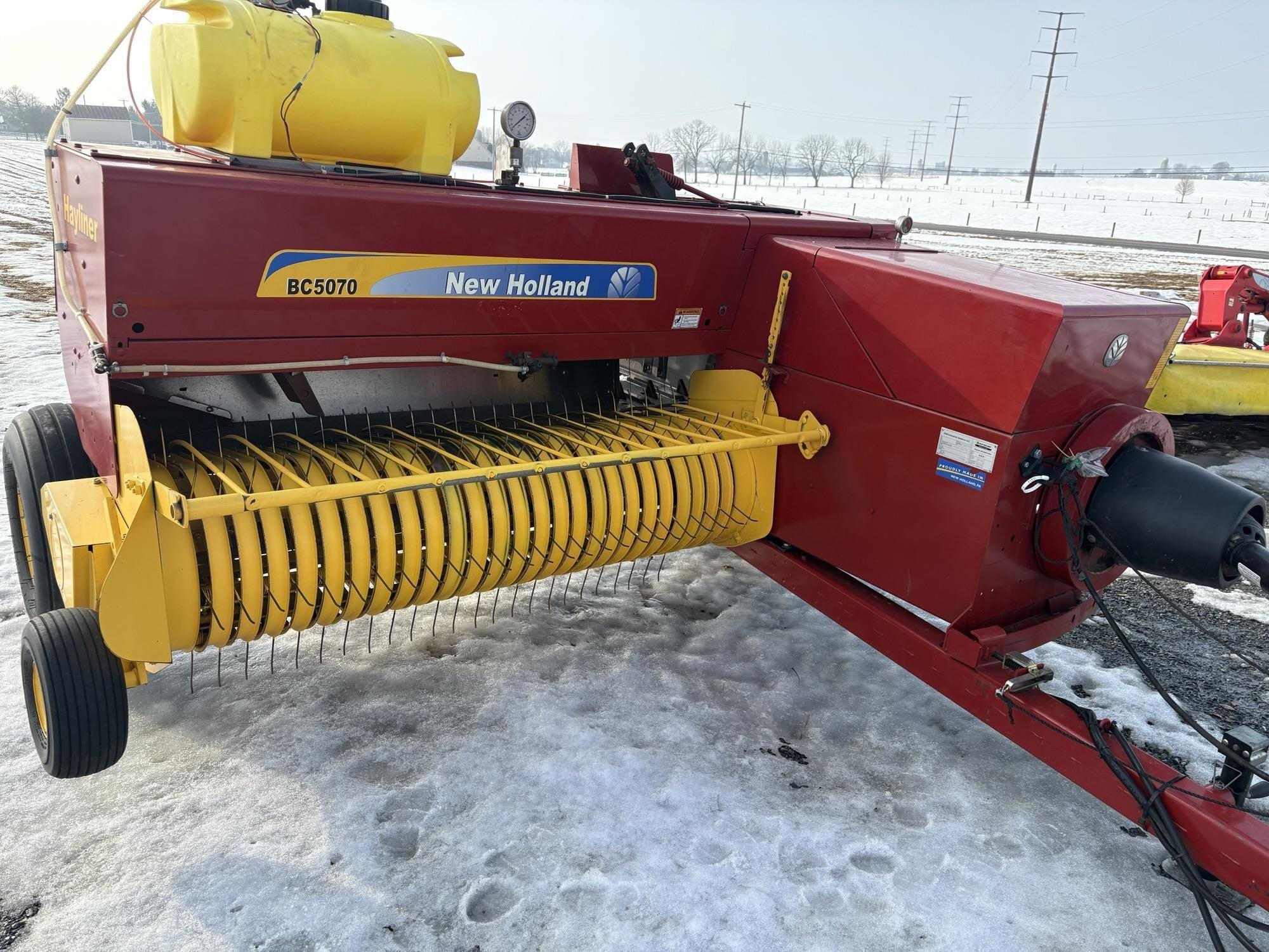 2015 New Holland BC5070 Equipment Image0