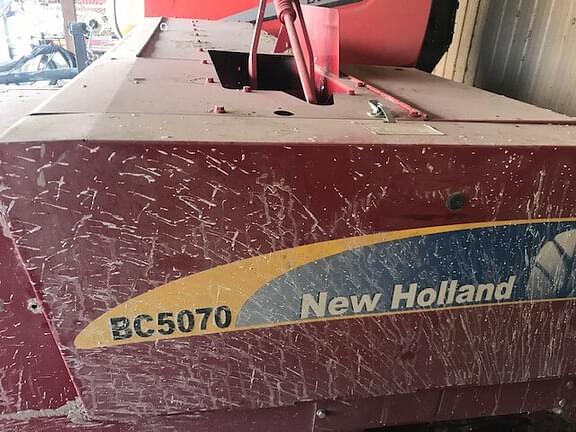 Image of New Holland BC5070 equipment image 4