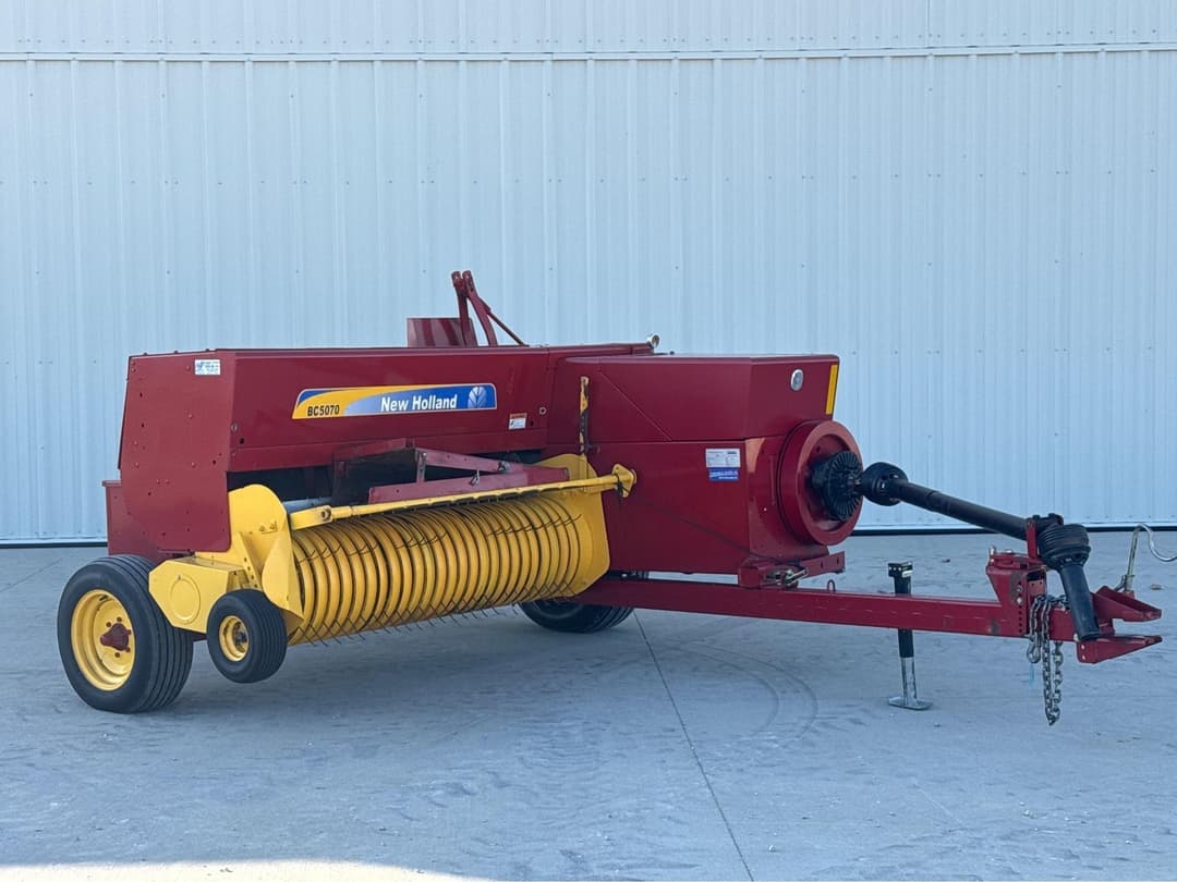 Image of New Holland BC5070 Primary image