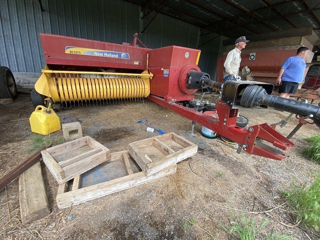 Image of New Holland BC5070 Primary image