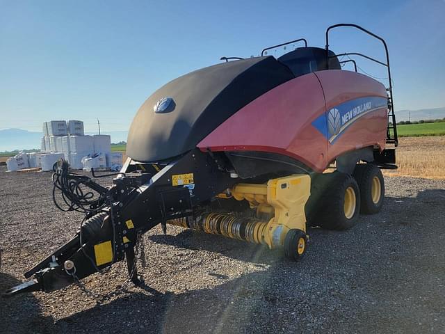 Image of New Holland Big Baler 340 equipment image 1