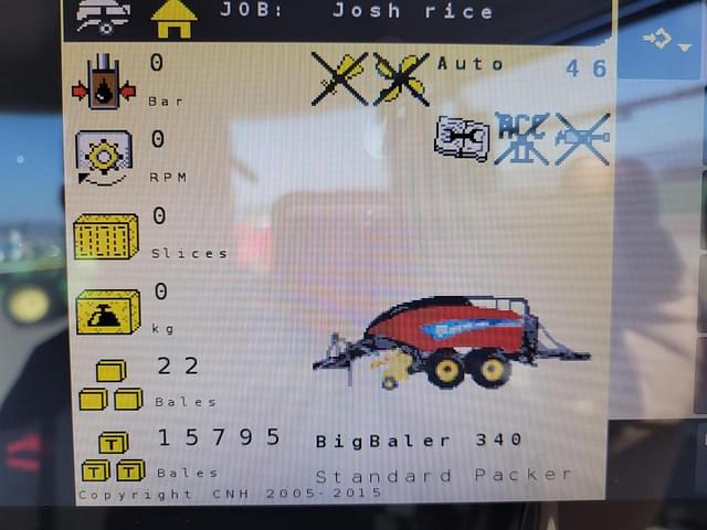 Image of New Holland Big Baler 340 equipment image 4