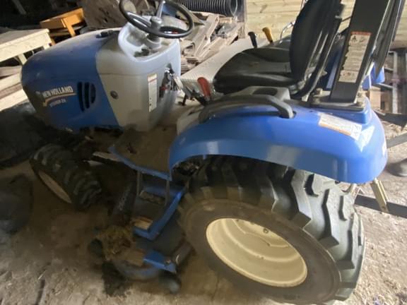 Image of New Holland Boomer 24 Primary image