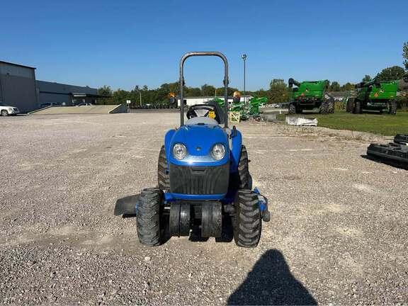 Image of New Holland Boomer 24 equipment image 2