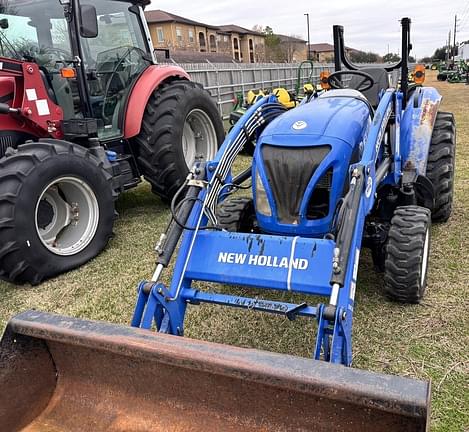 Image of New Holland Boomer 33 equipment image 4