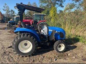 Main image New Holland Boomer 37